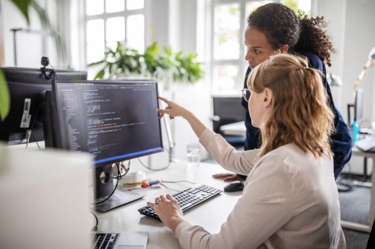 Студент обучается в онлайн школе Vibe Fleet